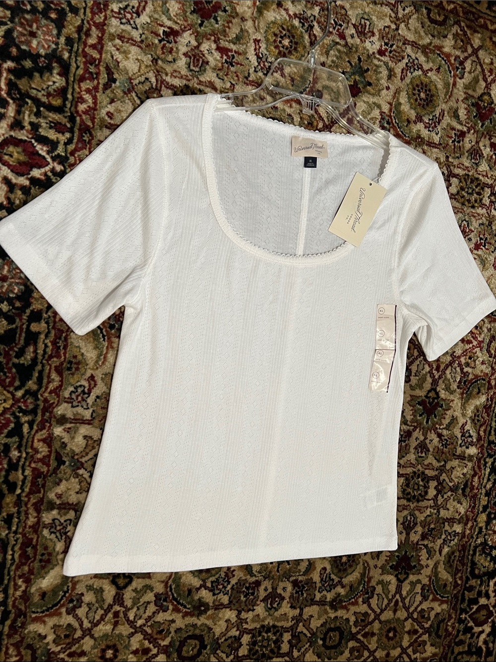 Universal Thread Off White Scoop Neck Short Sleeve Tee Lightweight Size XL New